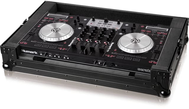 Zomo Flightcase NS6 NSE в черно, затворен, изглед отпред