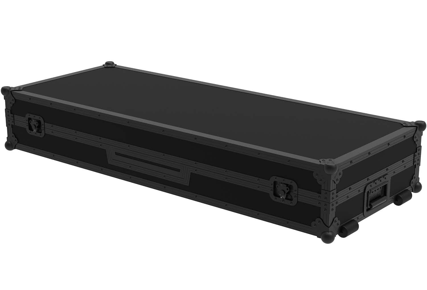 Zomo Flightcase P-SL-A9 NSE отблизо, закопчалка тип пеперуда и ъглов протектор