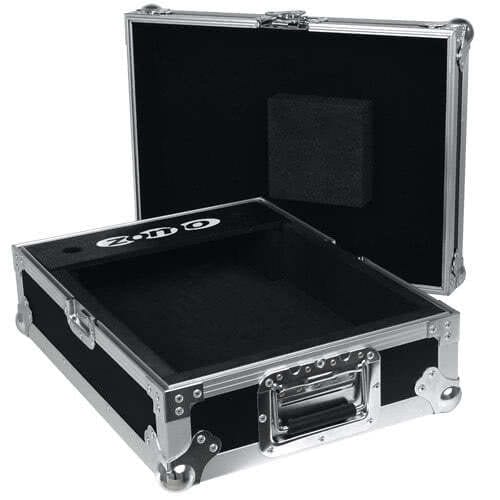 Zomo Flightcase Xone:92 с алуминиеви профили и закопчалки тип пеперуда