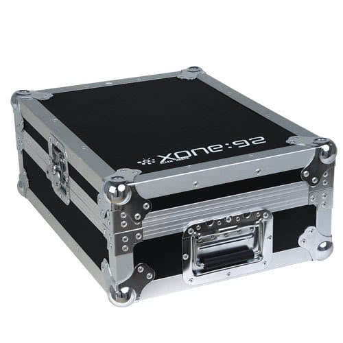 Zomo Flightcase Xone:92 отворен с вътрешна подплата за миксер Xone