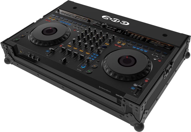 Черен Zomo Flightcase A-DDJ-GRV6 NSE със затворен капак, общ изглед