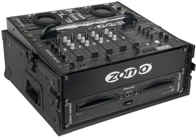 Zomo Flightcase Rack 102 NSE – rack кейс за 19" оборудване с наклонена секция