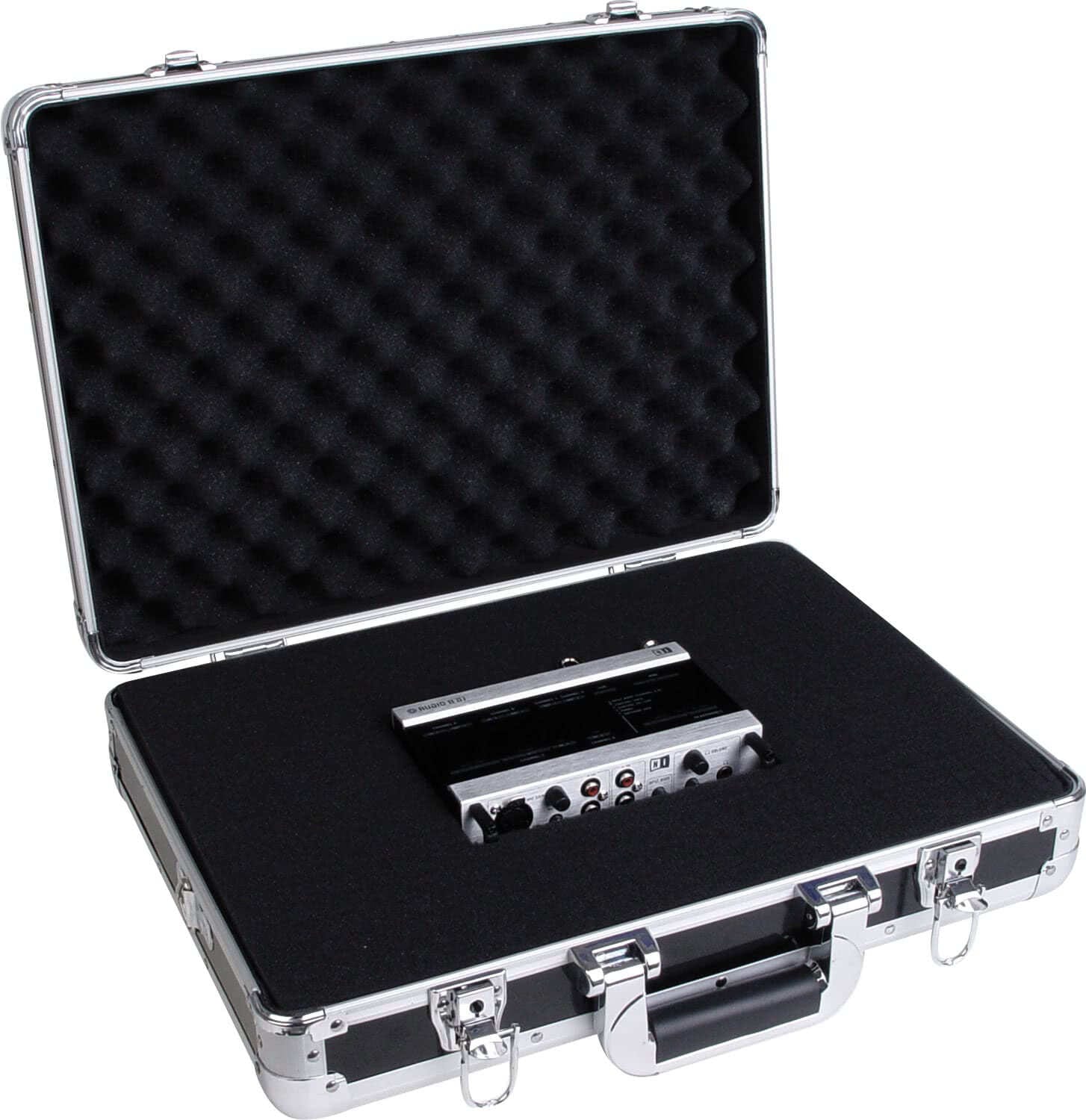 Zomo Flightcase UNI-1 XT черен – отворен капак
