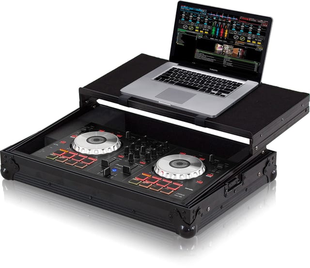 Zomo Flightcase P-DDJ-SB Plus NSE в черен цвят, изглед отпред