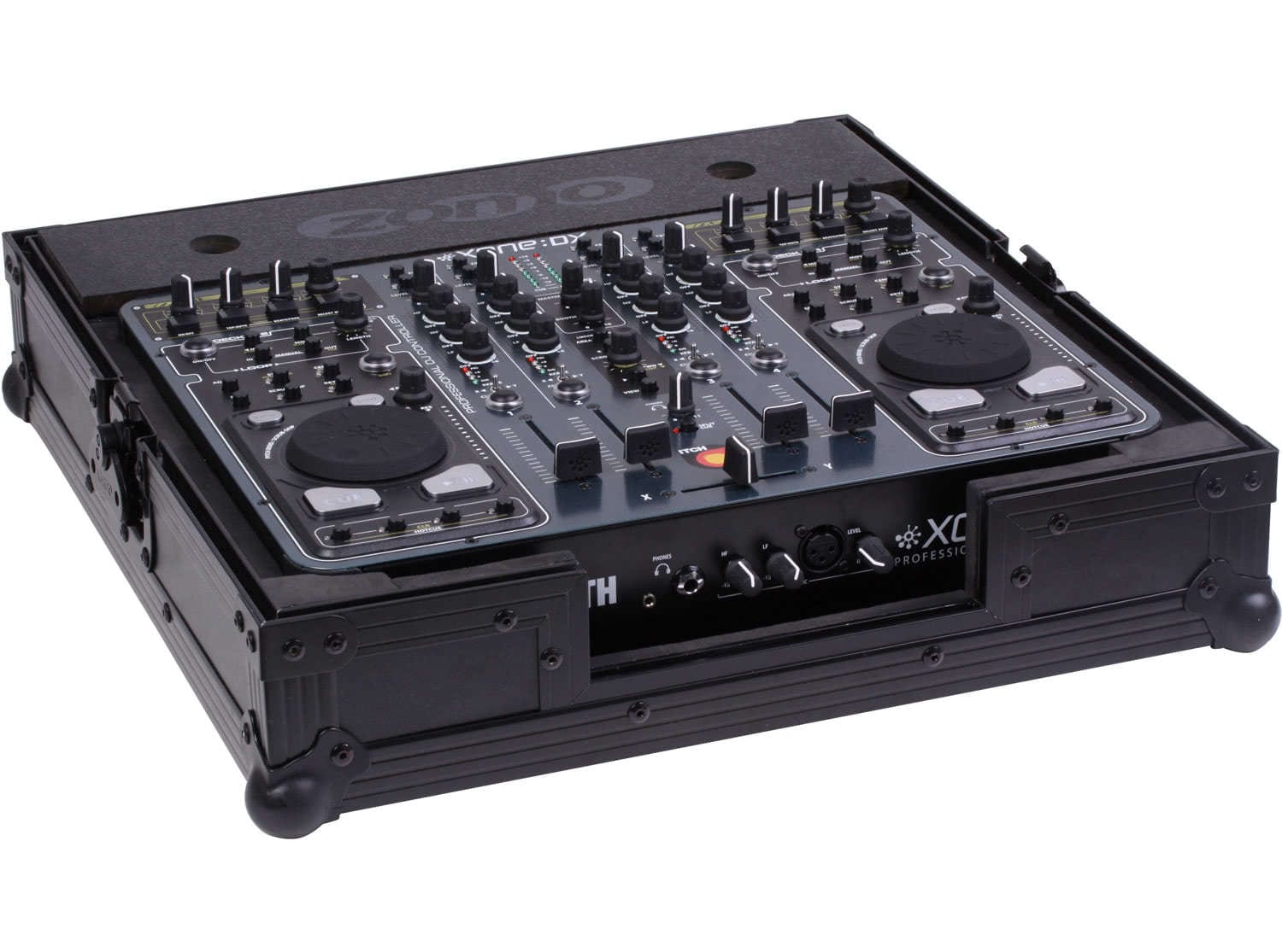 Zomo Flightcase Xone DX NSE в черно, затворен, поглед отпред