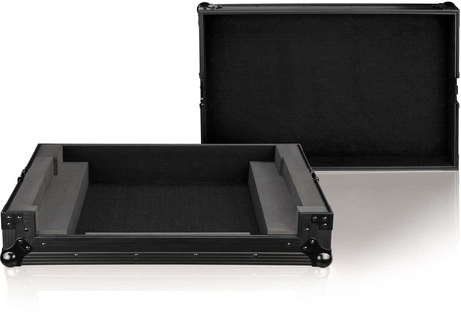 Zomo Flightcase NS6 NSE, детайл на ъглов протектор и алуминиев кант