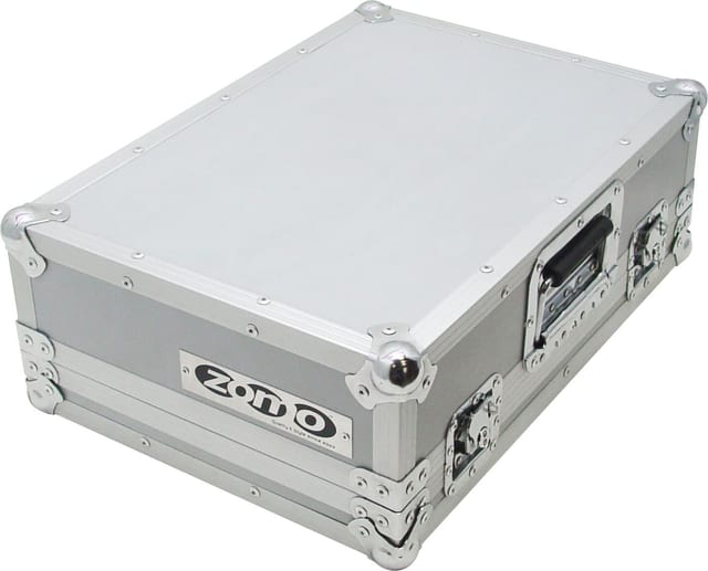 Сребрист Zomo Flightcase PC-200/2 за CD плейъри, изглед отпред