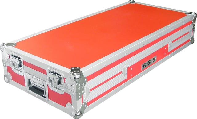 Червен Zomo Flightcase P-800/12, общ изглед