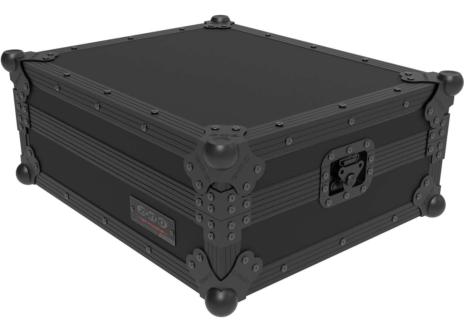 Детайл на ъглов протектор и дръжка на Zomo Flightcase T-PLX-CRSS12 NSE