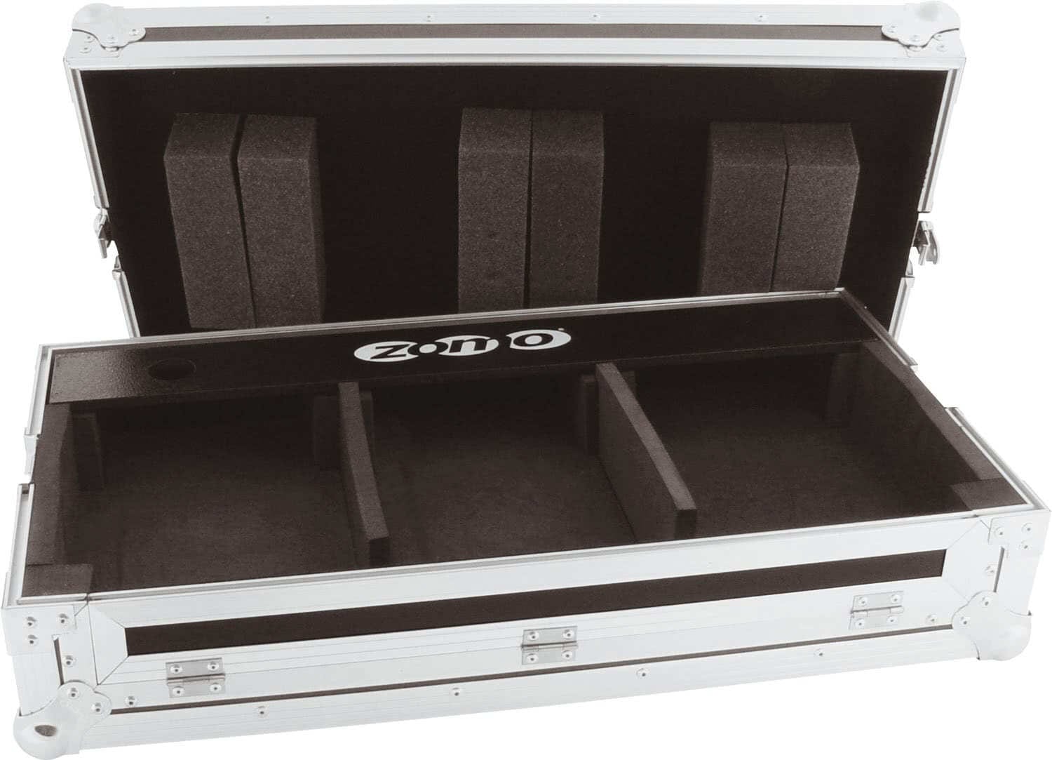 Червен Flightcase кейс от комплекта Zomo Set 120 – страничен ъгъл